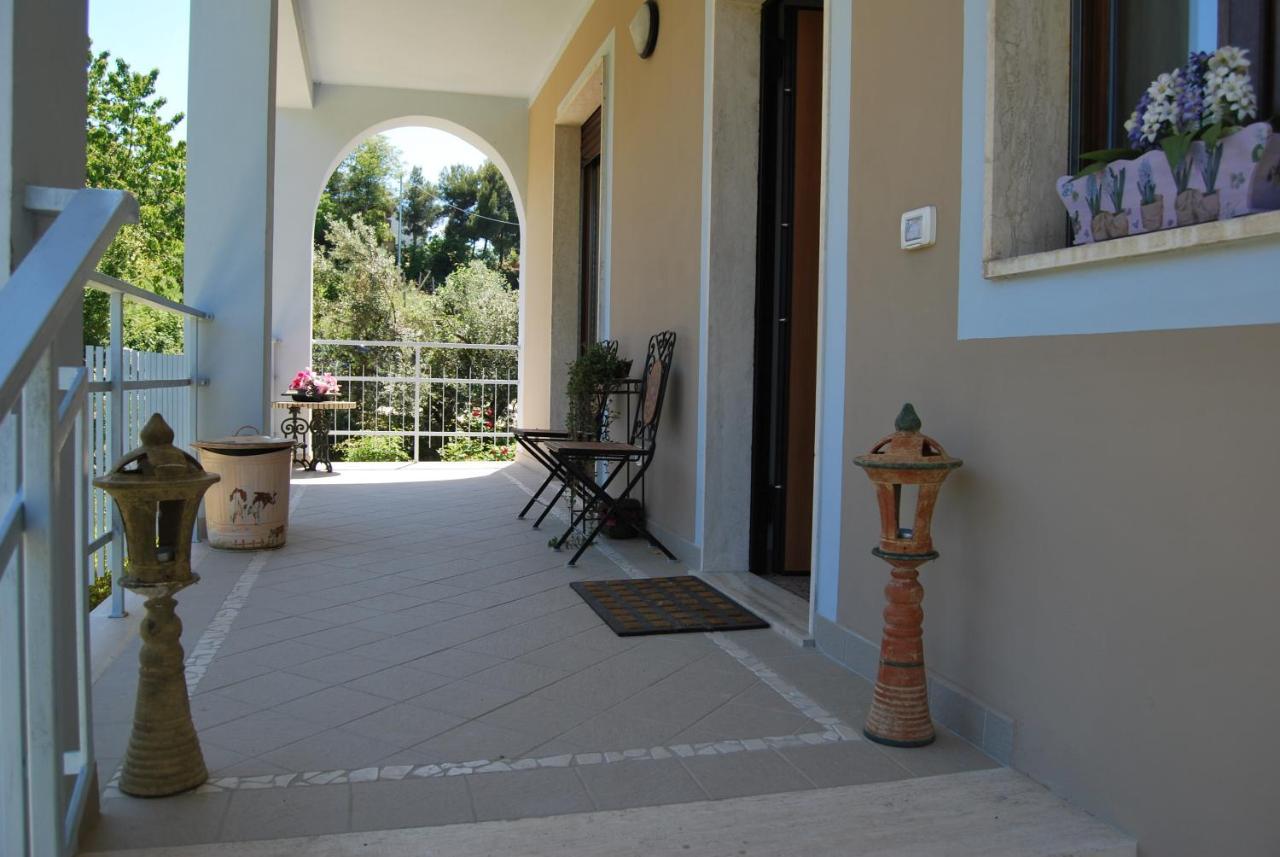 B&B La Casa Di G.G. กรอตตัมมาเร ภายนอก รูปภาพ