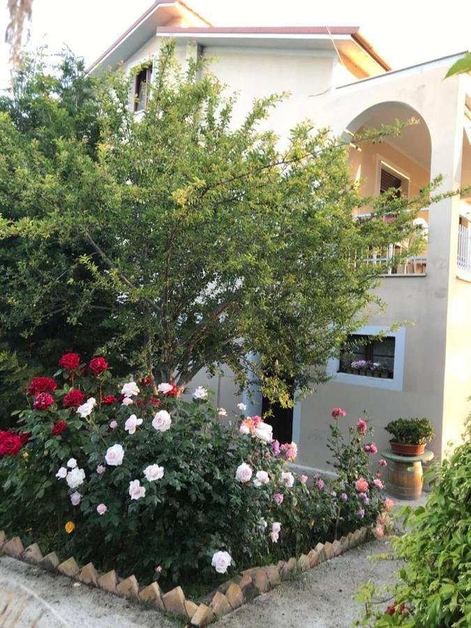 B&B La Casa Di G.G. กรอตตัมมาเร ภายนอก รูปภาพ